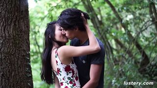 Vad pippantás és kíméletlen dugás az erdőben