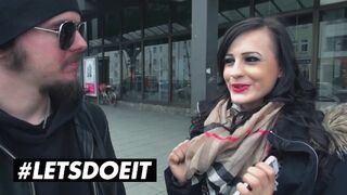 Hümerya ophelia német brúnó bige meglepetésbaszásra kapja a gigászi ánuszát