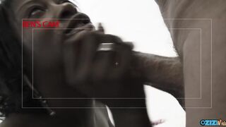 Fekete bomba milf csoportos kamatyolása fehér farkakkal popóban és két behatolással