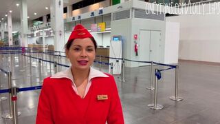 Tinédzser szobalány orálozza ki a fallosza tényleg a kolosszális keblű amatőr