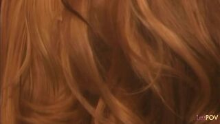 A főnökasszony megmutatja beosztottjának a helyét egy durva leszbi orgiaorgia orgiában